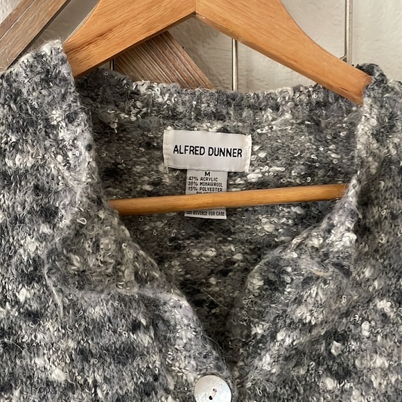 Alfred Dunner vintage mohair wool blend seashell button cardigan - Picture 3 of 8